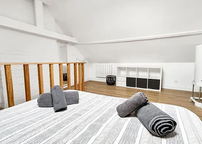 Duplex, Le Cycle, Clair, Calme, Parfait A 2 Apartament Marly (Nord)